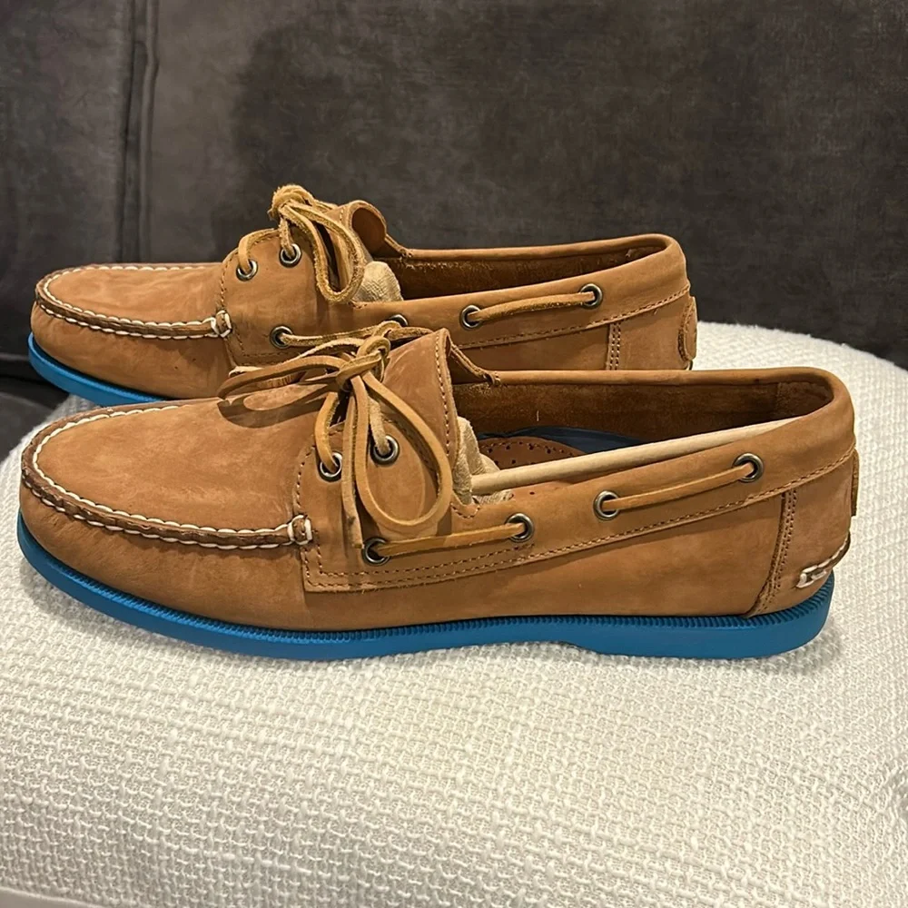 Just Like Sebago’s !! Froats Brown Nubuck Leather W/Blue Rubber Soles Boat Shoes